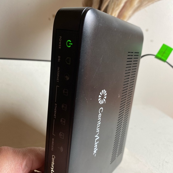 CenturyLink ZyXEL PK5001Z ADSL2 4-Port WiFi Router Modemn - Picture 4 of 7